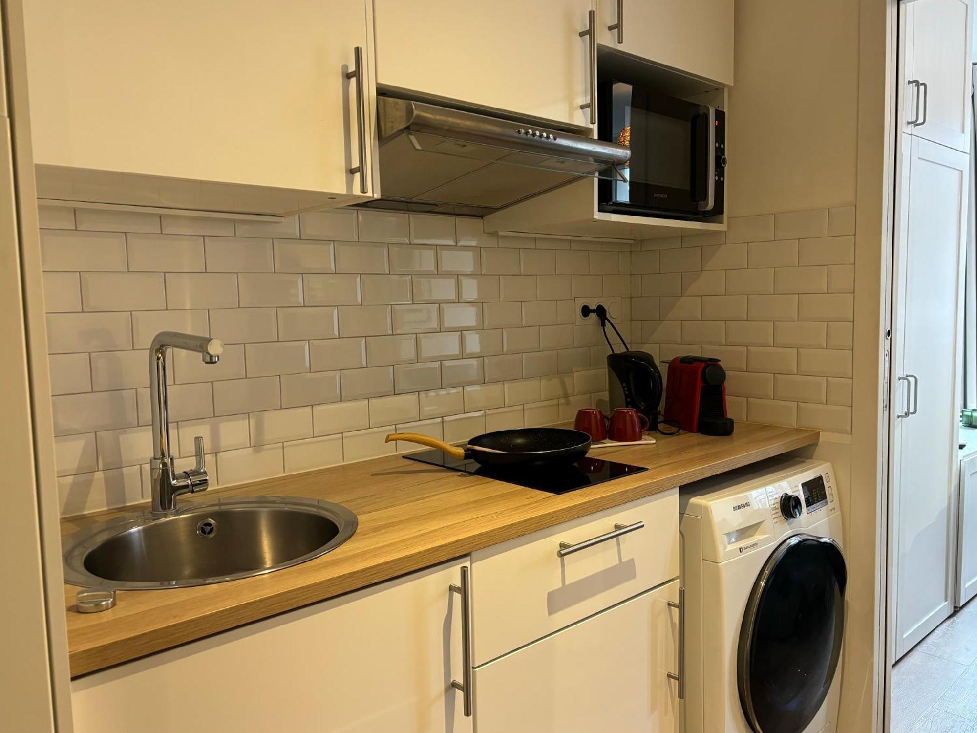 Clichy Studio Getaway - C70 Paris Exterior photo
