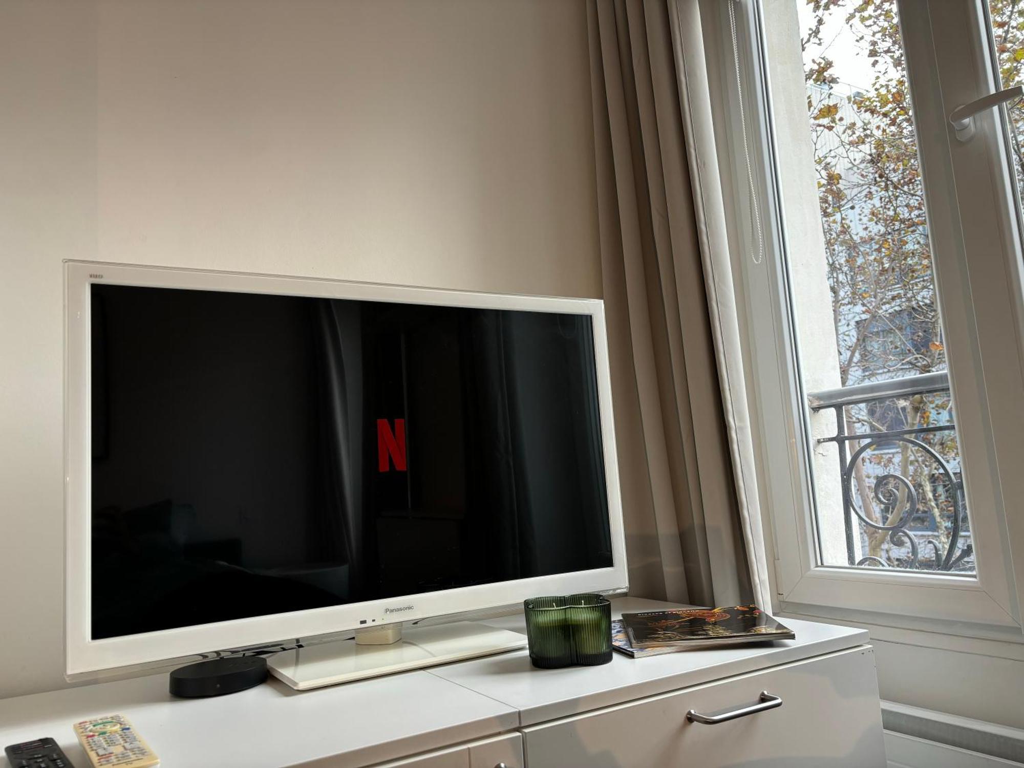 Clichy Studio Getaway - C70 Paris Exterior photo
